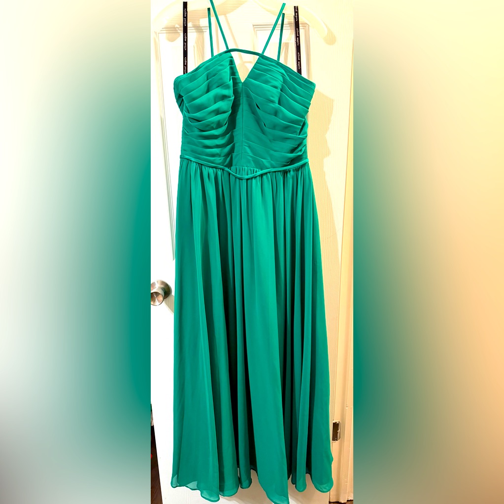 Alfred Angelo Emerald Green Formal Dress Size 6 Has Been Altered. Euc